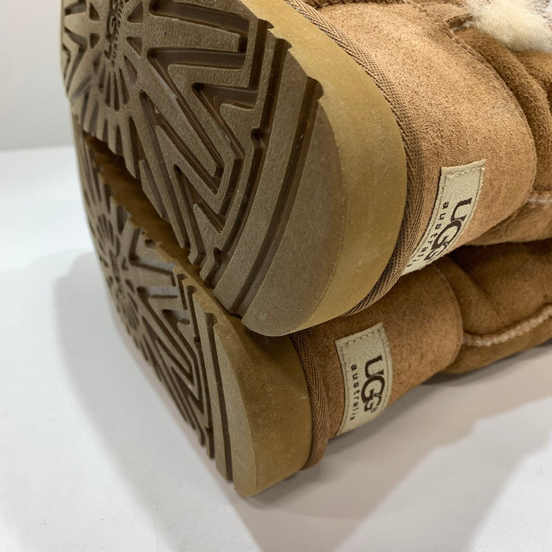 【中古品】【レディース】 UGG アグ 1873 BAILEY BUTTON TRIPLET 靴 ブーツ BROWN ボタン 本体のみ ※使用感あり 167-261028-io-12-fuzh サイズ：22cm カラー：ブラウン 万代Net店