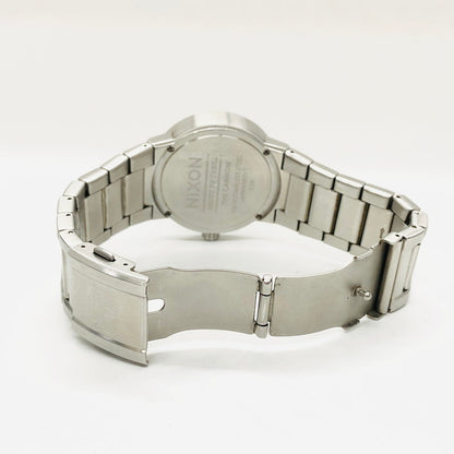 【中古品】【メンズ】 NIXON ニクソン A160-000 腕時計 198-240614-hn-06-fur カラー：シルバー/ブラック 万代Net店