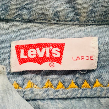 【ジャンク品】【メンズ】 Levi's リーバイス 70's 刺繍デニムシャツ カジュアルシャツ 長袖 トップス 147-240904-hn-06-fur サイズ：L カラー：ブルー 万代Net店