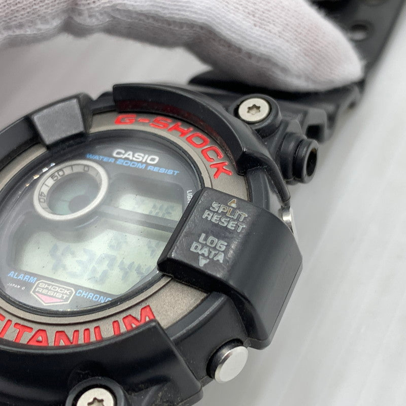 【中古品】【メンズ】 G-SHOCK ジーショック FROGMAN MASTER OF G - SEA DW-8200 フロッグマン 腕時計 ウォッチ 196-260804-ko-11-tei カラー：ブラックレッド 万代Net店