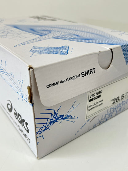 【中古品】【メンズ】 COMME des GARCONS SHIRT コムデギャルソンシャツ × asics アシックス 別注 コラボ VIC NBD 1201A904 ローカット スニーカー 靴 162-260801-kk-10-hon カラー：BLACK/BLACK 万代Net店