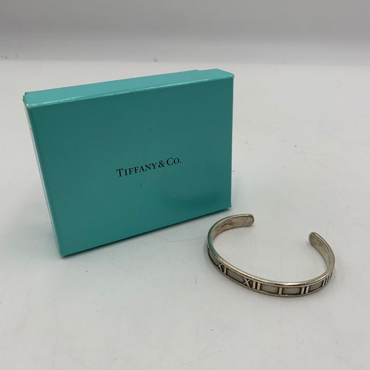【現状渡し品】【メンズ/レディース】 TIFFANY&Co. ティファニー アトラス バングル ブレスレット アクセサリー 182-251024-KS-02-tei カラー：シルバー 万代Net店