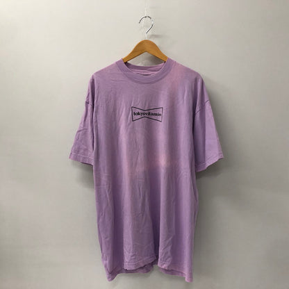 【中古品】【メンズ】  WASTED YOUTH ウエステッドユース × TOKYO VITAMIN トーキョーヴィタミン 別注 コラボ LOGO TEE ロゴTシャツ 半袖 トップス 142-241004-kk-15-tei サイズ：L カラー：パープル 万代Net店