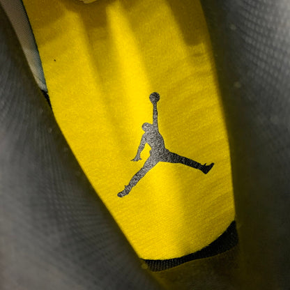 【中古品】【メンズ】 NIKE ナイキ JORDAN SPIZIKE LOW PRM VARSITY MAIZE HF4319-741 ジョーダン スパイジーク ロー バーシティメイズ スニーカー 靴 160-260220-ko-04-tei サイズ：30cm カラー：イエロー 万代Net店