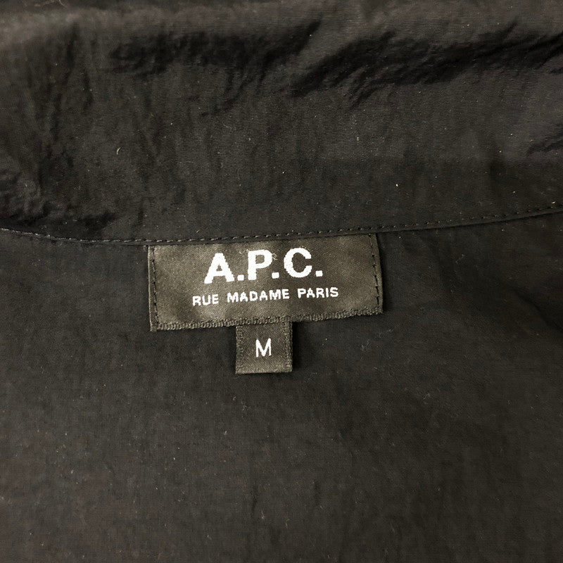 【中古品】【メンズ】 A.P.C. アーペーセー NYLON COACH JACKET 1110221 ナイロンコーチジャケット ライトアウター 141-250131-kk-25-tei サイズ：M カラー：ブラック 万代Net店