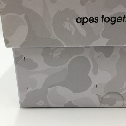 【中古美品】【メンズ】 A BATHING APE アベイシングエイプ × NEW BALANCE ニューバランス 別注 コラボ 2002R M2002RBG スニーカー 靴 162-241117-kk-44-tei カラー：GRAY 万代Net店