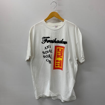 【中古品】【メンズ】  CACTUS PLANT FLEA MARKET カクタスプラント フリーマーケット × ANTI SOCIAL SOCIAL CLUB アンチソーシャルソーシャルクラブ 別注 コラボ CPFM ASSC LOGO S/S TEE ロゴ ショートスリーブ Tシャツ 半袖 トップス 142-241123-kk-22-tei サイズ：XL カラー：ホワイト 万代Net店