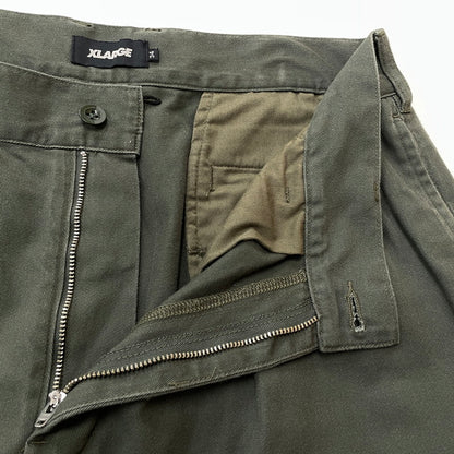 【中古品】【メンズ】 X-LARGE エックス ラージ 21SS TUCK CHINO PANTS 101211031017 2021年春夏 タック チノ パンツ ボトムス 142-260801-sa-25-tei サイズ：34 カラー：カーキ 万代Net店