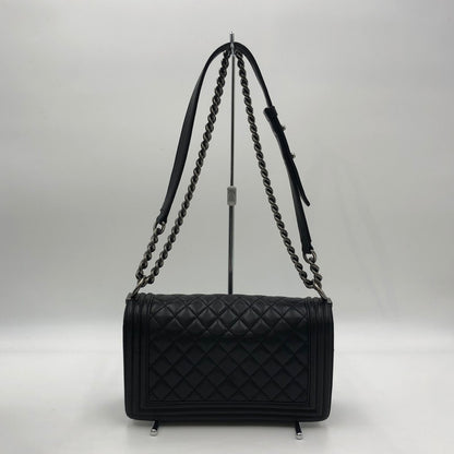 【中古品】【レディース】 CHANEL シャネル BOY CHANEL CAVIAR SKIN CHAIN SHOULDER BAG A67086 ボーイシャネル キャビアスキン チェーンショルダーバッグ 25/23番台 180-241217-kk-16-tei カラー：ブラック 万代Net店