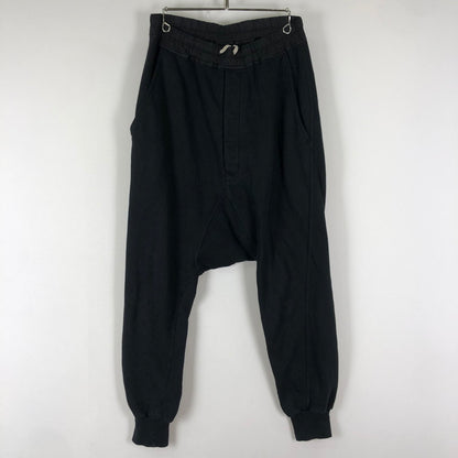 【現状渡し品】【メンズ】 RICK OWENS DRKSHDW リック オウエンス ダークシャドウ 19AW PRISONNER DRAWSTIRING PANTS DU19F6394-F プリズナー ドローストリングパンツ スウェット ボトムス サルエルパンツ 153-251021-ks-25-tei サイズ：XS カラー：ブラック 万代Net店