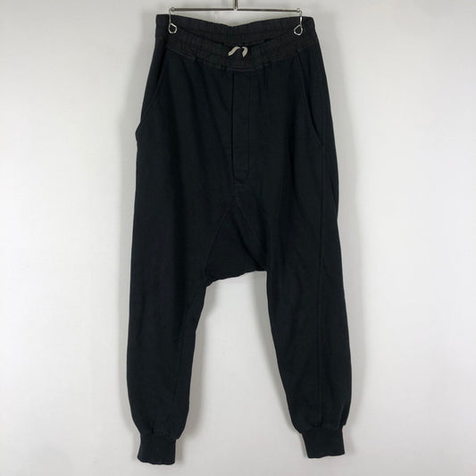 【現状渡し品】【メンズ】 RICK OWENS DRKSHDW リック オウエンス ダークシャドウ 19AW PRISONNER DRAWSTIRING PANTS DU19F6394-F プリズナー ドローストリングパンツ スウェット ボトムス サルエルパンツ 153-251021-ks-25-tei サイズ：XS カラー：ブラック 万代Net店