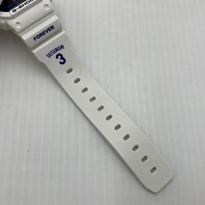 【中古品】【メンズ】 CASIO カシオ CHUNICHI DRAGONS MODEL G-SHOCK DW-5600VT 中日ドラゴンズ 立浪和義 引退記念 モデル ジーショック 腕時計 196-260814-yo-04-tei カラー：ホワイト/ブルー 万代Net店
