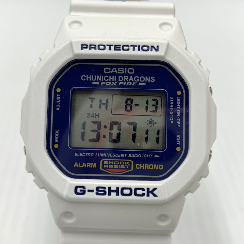 【中古品】【メンズ】 CASIO カシオ CHUNICHI DRAGONS MODEL G-SHOCK DW-5600VT 中日ドラゴンズ 立浪和義 引退記念 モデル ジーショック 腕時計 196-260814-yo-04-tei カラー：ホワイト/ブルー 万代Net店