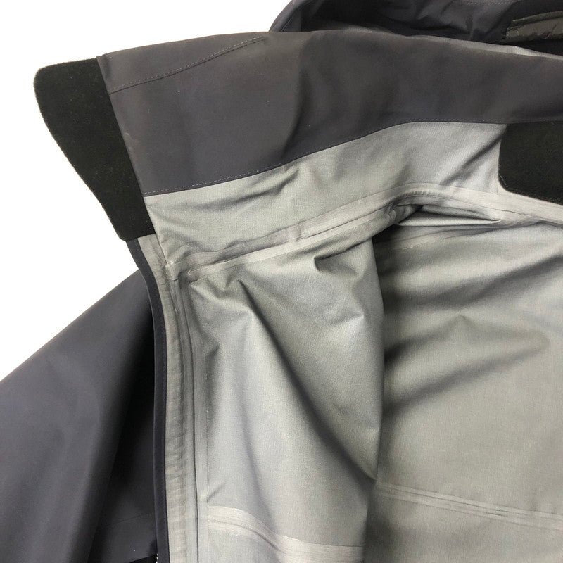 【中古品】【メンズ】 ARC'TERYX アークテリクス BETA AR JACKET 30932-139903 ベータ オールラウンドユース ジャケット ライトアウター シェルジャケット 144-241229-kk-01-tei サイズ：L カラー：ネイビー 万代Net店