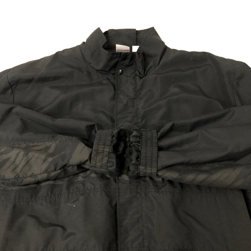 【中古品】【メンズ】 UNDEFEATED アンディフィーテッド PANEL PRINTED TRACK JACKET パネル プリンテッド トラックジャケット ライトアウター 142-250110-kk-16-tei サイズ：XL カラー：ブラック 万代Net店