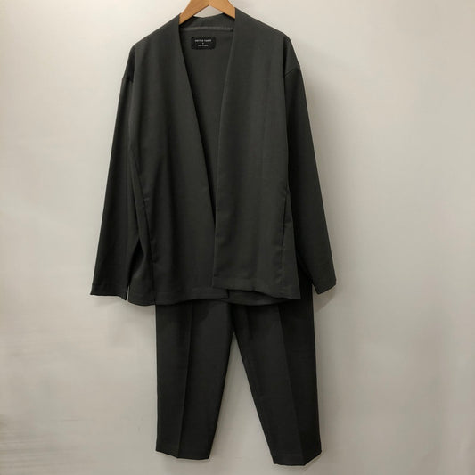 【中古品】【メンズ】 UNITED TOKYO ユナイテッドトウキョウ 22AW NEW DRY AIR CARDIGAN JACKET & DRY AIR SIDE RUBBER SLACKS 132500005/132540005 ジャケット スラックス セットアップ 147-250117-kk-07-tei サイズ：2 カラー：チャコール 万代Net店