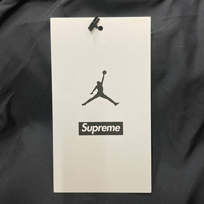 【中古品】【メンズ】 Supreme シュプリーム × JORDAN ジョーダン 別注 コラボ 24AW PUFFER JACKET パファー ジャケット アウター 149-251218-yy-02-tei サイズ：XL カラー：ブラック 万代Net店