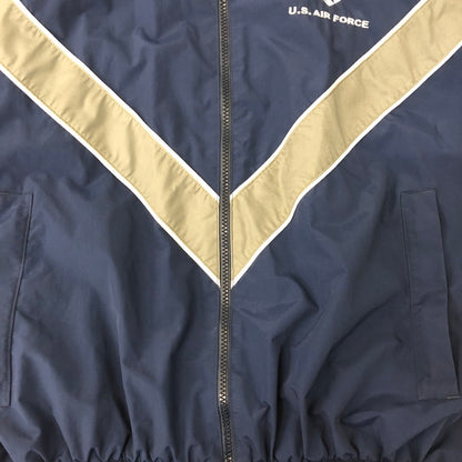 【現状渡し品】【メンズ】  U.S. AIR FORCE アメリカ空軍 PHYSICAL FITNESS JACKET 8415-01-518-4609 フィジカルフィットネスジャケット ライトアウター ミリタリージャケット 145-250221-kk-13-tei サイズ：S カラー：ネイビー 万代Net店