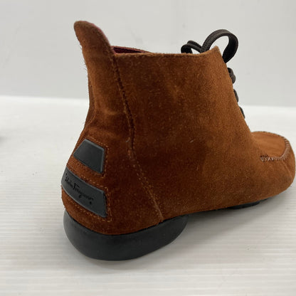 【中古品】【レディース】 SALVATORE FERRAGAMO SPORT サルヴァトーレフェラガモ スポーツ SUEDELEATHER STITCH SHORT BOOTS SN6390 スエードレザー ステッチ ショート ブーツ シューズ 靴 167-261014-yo-31-teih サイズ：6C カラー：ブラウン 万代Net店