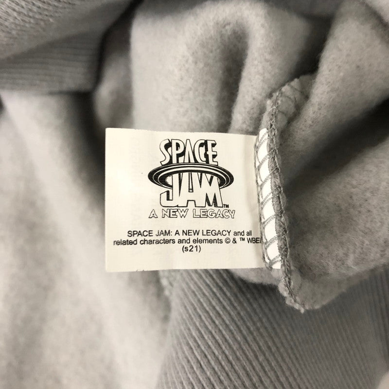 【中古美品】【メンズ】  DUMBGOOD ダムグッド × SPACE JAM スペースジャム コラボ UO EXCLUSIVE ALLOVER PRINT HOODIE SWEAT SHIRT エクスクルージブ オールオーバープリント フーディースウェット パーカー 142-250131-kk-41-tei サイズ：XL カラー：グレー 万代Net店