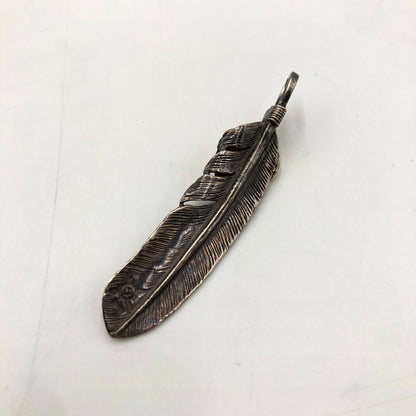 【中古品】【メンズ】 FIRST ARROW's ファーストアローズ K18ハートフェザー付 フェザー P-356 右向き アクセサリー ペンダントトップ ネイティブジュエリー 191-250215-kk-02-tei カラー：シルバー/ゴールド 万代Net店