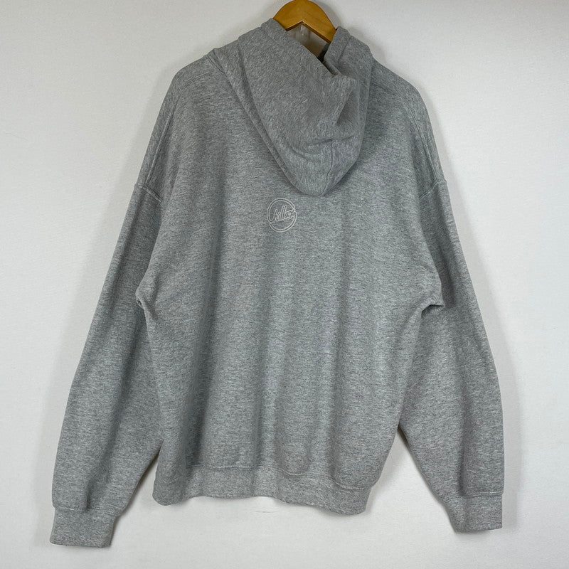 【中古品】【メンズ】 CHILLAX チラックス × SURF サート 別注コラボ LOGO HOODIE ロゴ フーディ 長袖 トップス プルオーバーパーカー 145-260720-sa-14-tei サイズ：XL カラー：グレー 万代Net店