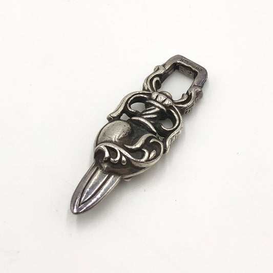 【中古品】【メンズ】 CHROME HEARTS クロムハーツ DAGGER HEART ダガーハート ペンダントトップ アクセサリー 190-250215-kk-07-tei カラー：シルバー 万代Net店