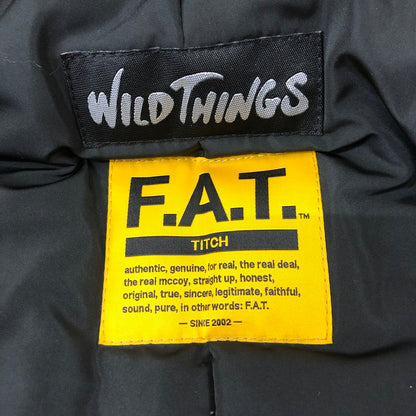 【中古品】【メンズ】 FAT エフエーティー × WILD THINGS ワイルドシングス 別注 コラボ WILDLOFT F32320-JK01-AB ワイルドロフト アウター 中綿 ミリタリージャケット 142-250221-kk-10-tei サイズ：TITCH (M) カラー：キャメル 万代Net店