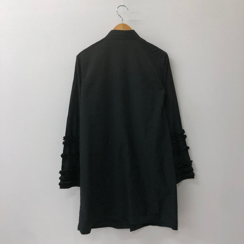 【中古品】【レディース】 COMME des GARCONS COMME des GARCONS コムデギャルソン コムデギャルソン FRILL SLEEVE CHINA COAT RR-J015 AD2016 フリルスリーブ チャイナコート ライトアウター 140-250221-kk-45-tei サイズ：S カラー：ブラック 万代Net店