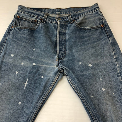 【中古品】【メンズ】  Fake AS Flowers フェイクアスフラワーズ LEVI'S REMAKE DENIM PANTS リーバイス リメイクデニムパンツ ボトムス 151-250228-kk-06-tei サイズ：32 カラー：ライトインディゴ 万代Net店