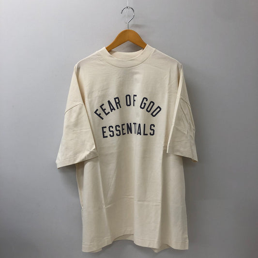 【中古品】【メンズ】  FEAR OF GOD ESSENTIALS フィアーオブゴッド エッセンシャルズ JERSEY CREWNECK TEE ジャージー クルーネックTシャツ 半袖 トップス 142-250224-kk-18-tei サイズ：M カラー：シェル 万代Net店