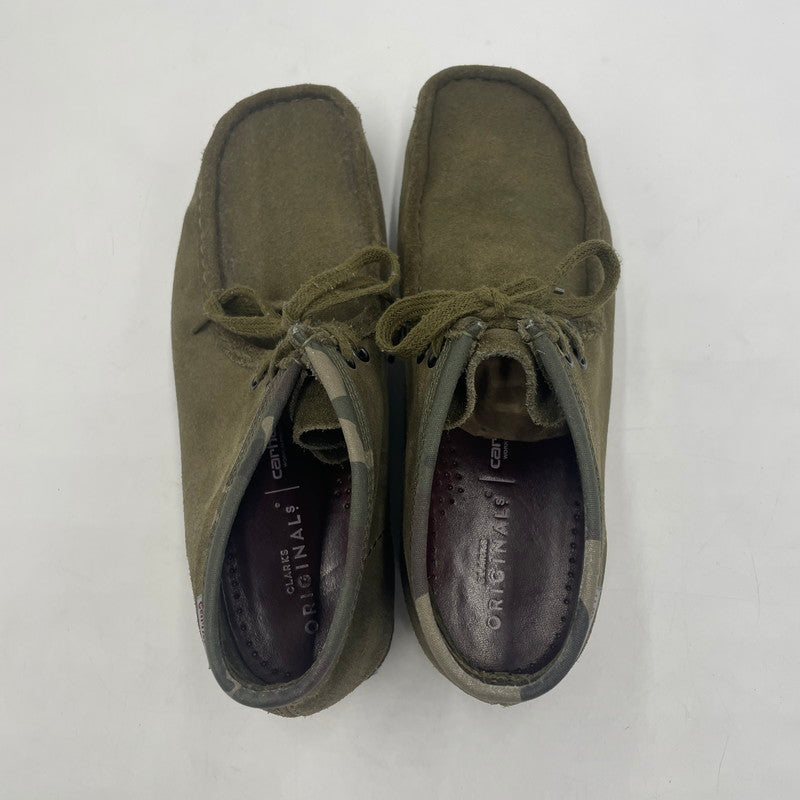 【中古品】【メンズ】 Clarks クラークス × Carhartt カーハート 別注 コラボ WALLABEE BOOT ワラビー ブーツ 靴 スウェード 164-251222-ko-03-tei サイズ：26.5ｃｍ カラー：カーキ 万代Net店