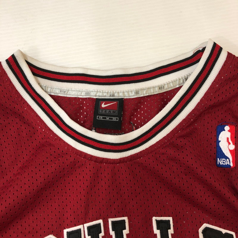 【中古品】【メンズ】 NIKE ナイキ 90's CHICAGO BULLS #23 MICHAEL JORDAN HOME JERSEY 90年代 シカゴ・ブルズ マイケル・ジョーダン ホームジャージ ユニフォーム 148-250228-kk-32-tei サイズ：M カラー：レッド 万代Net店