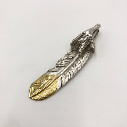 【中古品】【メンズ】 TADY＆KING タディーアンドキング 爪SVフェザー剣先K18 Lサイズ tkgh-013 左向き アクセサリー ペンダントトップ ネイティブジュエリー 191-250227-kk-11-fuz カラー：シルバー/ゴールド 万代Net店