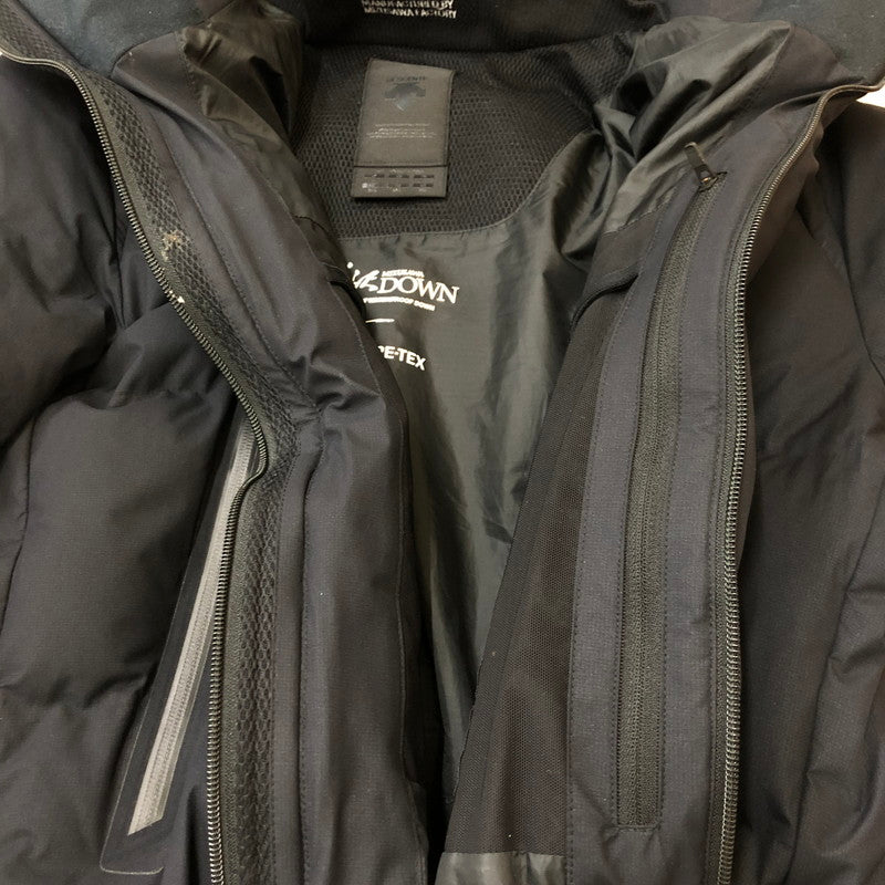 【中古品】【メンズ】  DESCENTE ALLERRAIN デサント オルテライン 22AW DOWN JACKET GORE-TEX AMBIT DAMUGK34U ダウンジャケット ゴアテックス アンビット アウター 水沢ダウン 144-250228-kk-27-tei サイズ：O カラー：ブラック 万代Net店