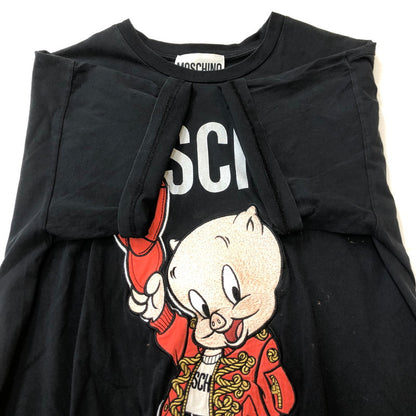 【中古品】【メンズ】 MOSCHINO モスキーノ × LOONEY TUNES ルーニーチューンズ 別注 コラボ Porky Pig PRINT S/S TEE 191D1A07791040 ポーキー・ピッグ プリント ショートスリーブ Tシャツ 半袖 トップス 141-250307-kk-02-tei サイズ：M カラー：ブラック 万代Net店