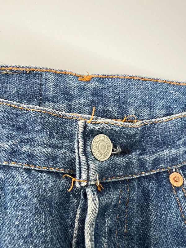 【中古品】【メンズ】 LEVI'S リーバイス DENIM PANTS 1701-0117 STUDENT FIT デニムパンツ ボトムス ジーンズ スチューデントフィット 156-260830-kk-04-hon サイズ：29 カラー：ライトインディゴ 万代Net店