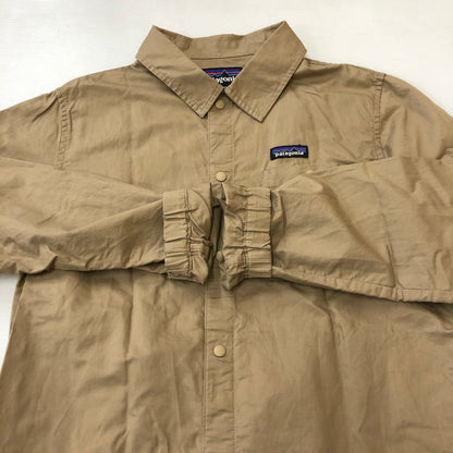 【中古品】【メンズ】 patagonia パタゴニア 20SS LIGHTWEIGHT ALL-WEAR HEMP COACHES JACKET 25335SP20 ライトウエイト オールウェア ヘンプ コーチジャケット ライトアウター 144-250306-kk-32-tei サイズ：S カラー：ベージュ 万代Net店