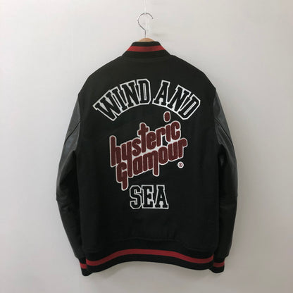 【中古美品】【メンズ】 HYSTERIC GLAMOUR ヒステリックグラマー × WIND AND SEA ウィンダンシー 別注 コラボ 22AW VARSITY JACKET WDS-C-HYS-23-AP-Ｑ1-101 バーシティージャケット アウター スタジャン 142-250308-kk-05-tei サイズ：XL カラー：ブラック 万代Net店