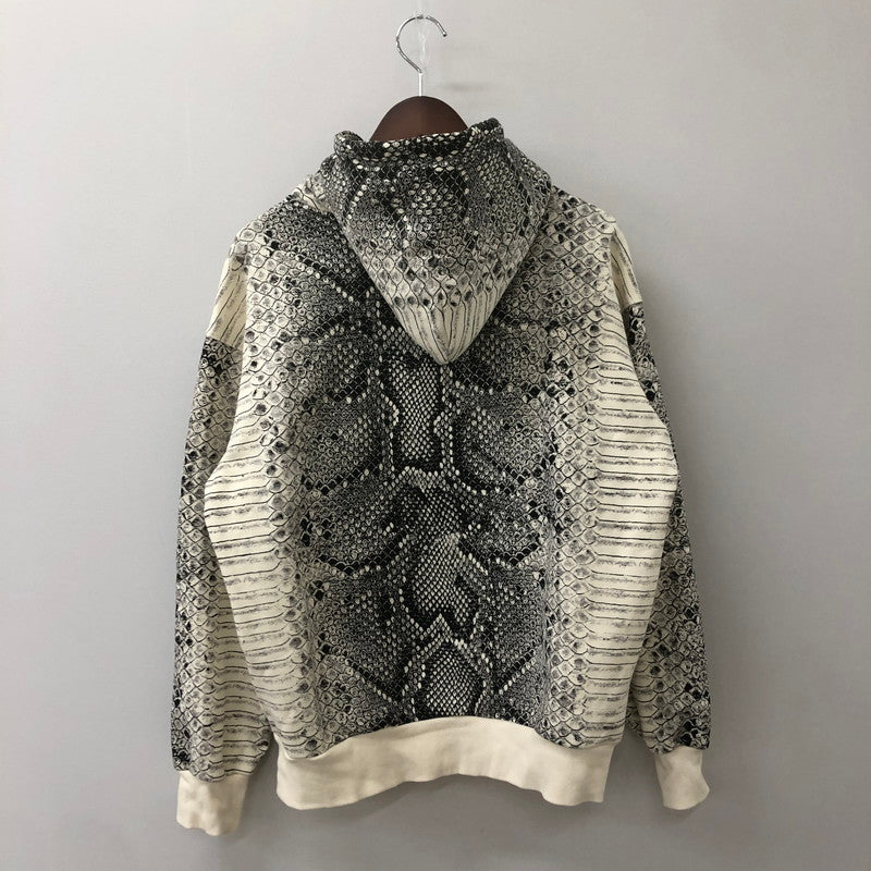 【中古品】【メンズ】 Carhartt WIP カーハート ワークインプログレス HOODED SNAKE AOP SWEATSHIRT A251051 フーデッド スネーク AOP スウェットシャツ トップス プルオーバーフーディー パーカー 145-250404-kk-18-tei サイズ：S カラー：グレー 万代Net店