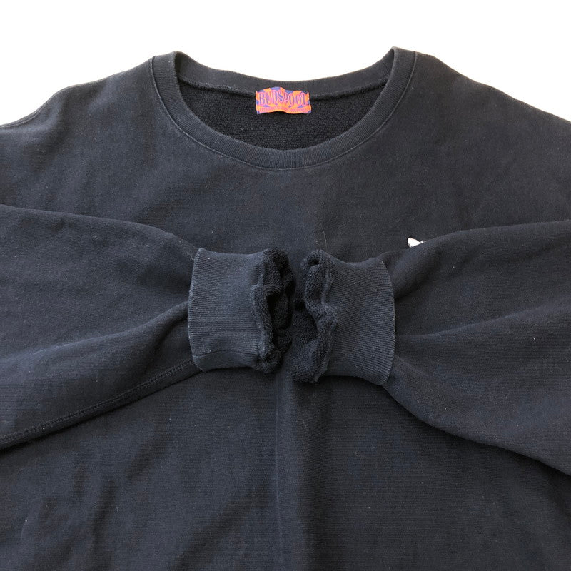【中古品】【メンズ】 BUDSPOOL バッズプール RYU ONEPOINT LOGO CREWNECK SWEATSHIRT APHRODITEGANG リュー ワンポイント 刺繍 クルーネックスウェットシャツ トップス トレーナー アフロディーテギャング 140-250404-kk-16-tei サイズ：XXL カラー：ネイビー 万代Net店