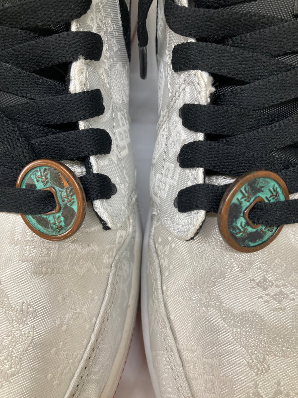 【中古品】【メンズ】 NIKE ナイキ × CLOT クロット 別注 コラボ AIR JORDAN 1 MID SE FEARLESS CU2804-100 エアジョーダン 1 ミッド シーズナルエディション フィアレス スニーカー 靴 160-260718-kk-34-hon カラー：WHITE/BLACK-RED 万代Net店