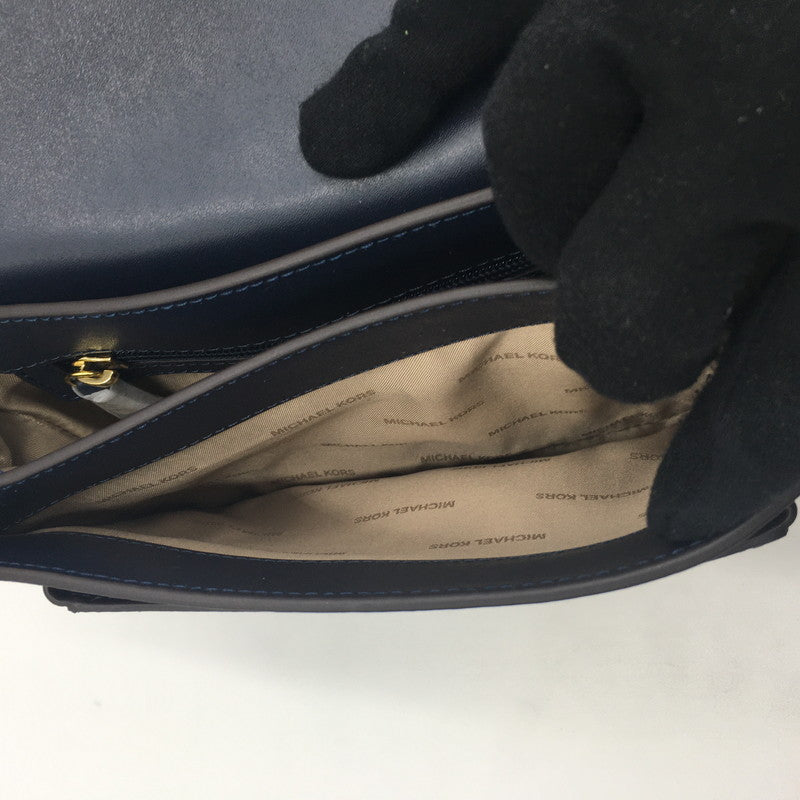 【中古品】【レディース】 Michael Kors マイケルコース SLOAN EDITOR STAR STUDDED LEATHER SHOULDER BAG 30F7GS9L3Y ソラン エディタ スター スタッズ ショルダーバッグ カバン 188-250608-KS-07-tei カラー：ネイビー 万代Net店