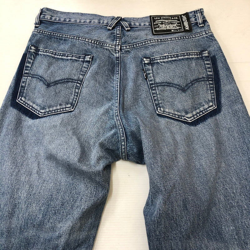 【中古品】【メンズ】 AMBUSH アンブッシュ × LEVI'S リーバイス 別注 コラボ 23SS BIKER JEANS A4499-0000 バイカー ジーンズ デニムパンツ ボトムス 151-250426-yo-29-tei サイズ：34 カラー：ライトインディゴ 万代Net店