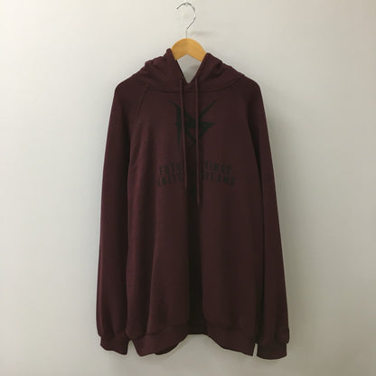 【中古品】【メンズ】 FRED PERRY フレッドペリー × RAF SIMONS ラフシモンズ 別注 コラボ 23SS DRAWSTRING PULLOVER HOODIE SM4214 ドローストリング プルオーバー フーディー トップス パーカー 141-250504-kk-06-tei サイズ：M カラー：ボルドー 万代Net店