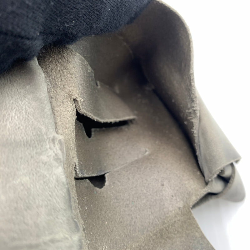 【現状渡し品】【メンズ】 所作 Shosa オイルヌバック ショートウォレット2.0 財布 二つ折り レザーウォレット 200-260712-ko-09-tei カラー：グレー 万代Net店