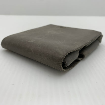 【現状渡し品】【メンズ】 所作 Shosa オイルヌバック ショートウォレット2.0 財布 二つ折り レザーウォレット 200-260712-ko-09-tei カラー：グレー 万代Net店