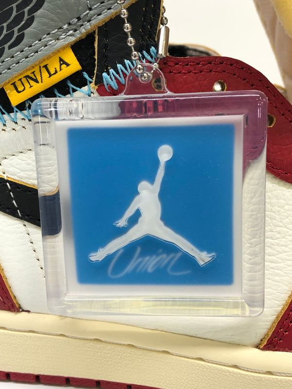 【未使用品】【メンズ】 NIKE ナイキ × UNION ユニオン 別注 コラボ AIR JORDAN 1 RETRO HIGH OG SP CHICAGO SHADOW HV8563-600 エア ジョーダン 1 レトロ ハイ オリジナル スペシャル スニーカー 靴 160-260718-kk-38-hon カラー：VARSITY RED/BLACK-SAIL 万代Net店
