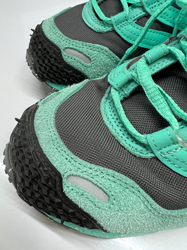 【中古品】【メンズ】 NIKE ナイキ ×UNDEFEATED アンディフィーテッド FN7546-301 AIR TERRA HUMARA エア テラ フマラ 靴 ローカットスニーカー 160-260924-AS-29-hon サイズ：27cm US9 カラー：LIGHT MENTA/BLACK-IRON GREY 万代Net店