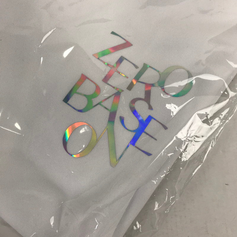 【中古美品】 ZEROBASEONE ゼロベースワン Tシャツ 2023 FAN-CON フリーサイズ グッズ 韓流 (fuz) 084-260609-IO-12-fuz 万代Net店